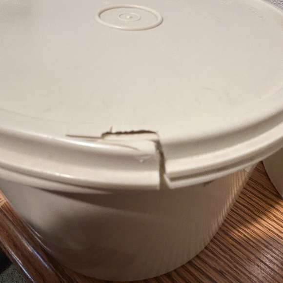 Tupperware Ice Cream, Cheese keeper and Storage Set - Picture 12 of 15